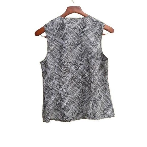 Melrose Top Sleeveless Crinkle Twisted Scoop Botanical Leaf Striped Black Sz 10 - Picture 2 of 7